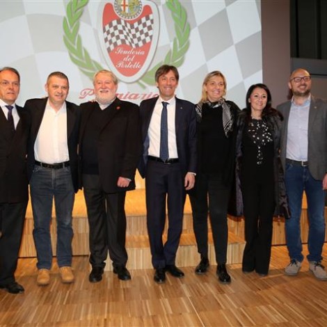 Premiazione dei “Campioni Alfa Romeo”, Museo Storico di Arese, 23 febbraio 2019, da sinistra: Giuseppe Redaelli, Andrea Arbizzoni, Marco Cajani, Fabrizio Sala, Paola Bencini, Eleonora Frigerio e Andrea Monti.