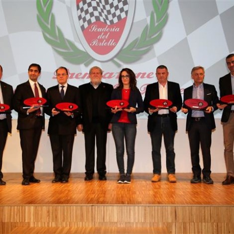 Premiazione dei “Campioni Alfa Romeo”, Museo Storico di Arese, 23 febbraio 2019, da sinistra: Giuseppe Cherubini, Geronimo La Russa, Giuseppe Redaelli, Marco Cajani, Martina Cambiaghi, Andrea Arbizzoni, Alessandro Vanoi e Marco Carabelli.