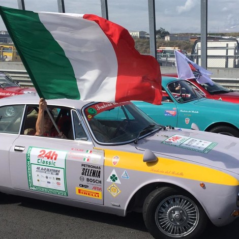 Spettacolo Sportivo Alfa Romeo 2018, Zandvoort: le Alfa del Portello durante la parata in pista. Foto di Dario Pellizzoni.